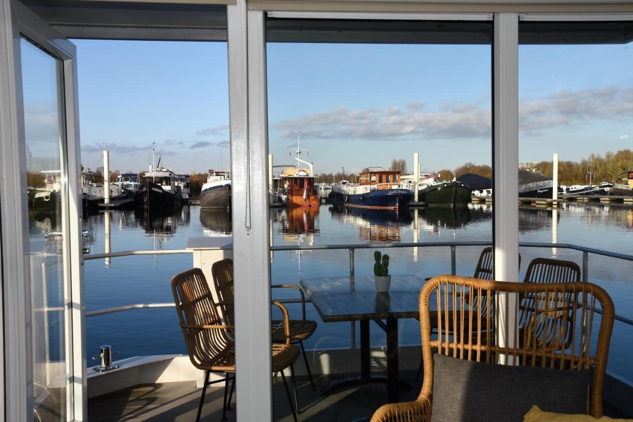 Villa Tiny Floating House Ibiza Maastricht Esterno foto